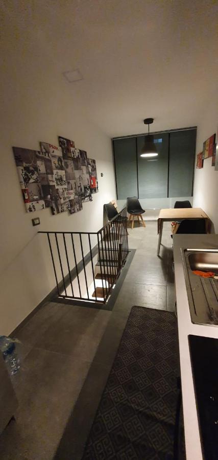 Center Living Apartment Катанія Екстер'єр фото