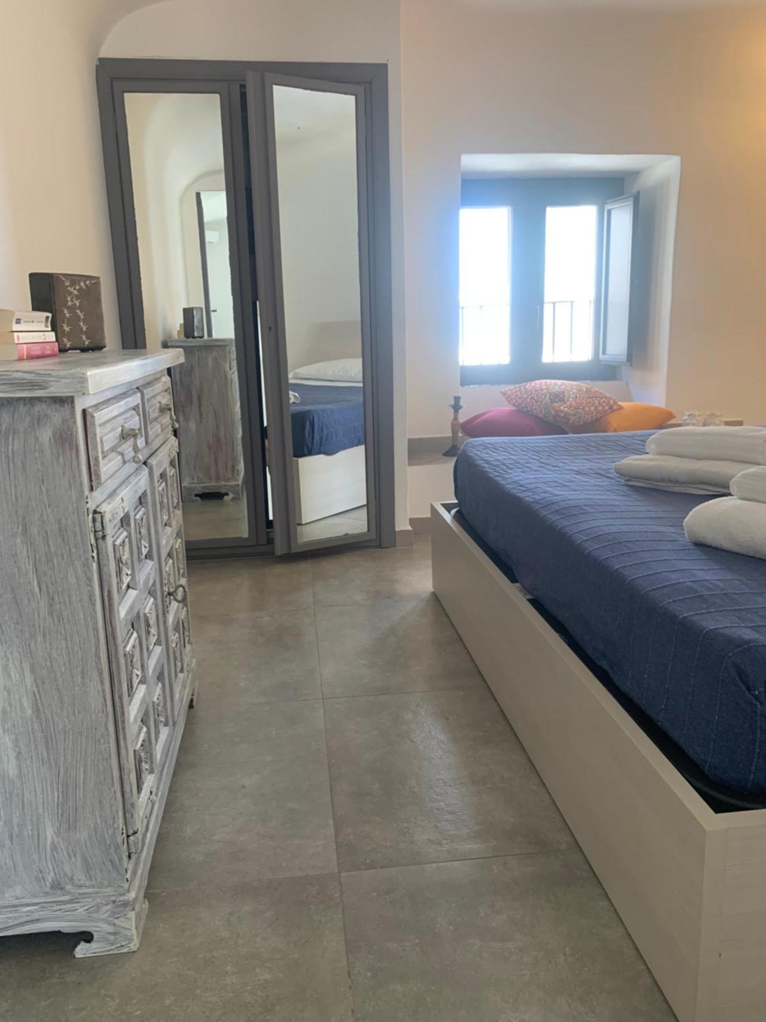 Center Living Apartment Катанія Екстер'єр фото